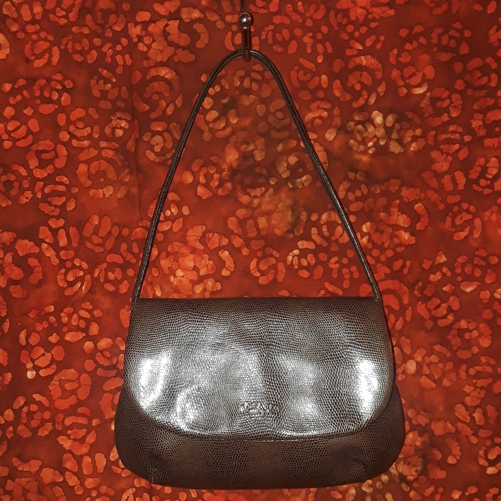 Desmo Handbag - Picture 6 of 6